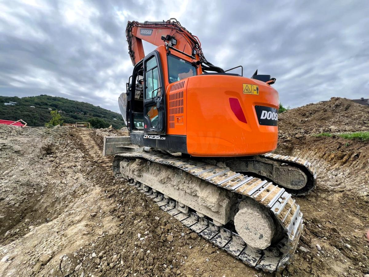 Doosan DX235 LCR-5 PELLE A CHENILLES 26T - מחפר סורק: תמונה 2 Doosan DX235 LCR-5 PELLE A CHENILLES 26T - מחפר סורק: תמונה 2