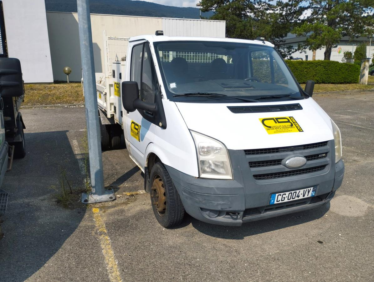 Ford Transit 3 Benne basculante - כלי רכב מסחרי מזהיר: תמונה 2 Ford Transit 3 Benne basculante - כלי רכב מסחרי מזהיר: תמונה 2