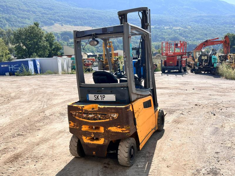 Jungheinrich EFG318 400ZZ Chariot élévateur électrique 1,8T - מלגזה חשמלית: תמונה 3 Jungheinrich EFG318 400ZZ Chariot élévateur électrique 1,8T - מלגזה חשמלית: תמונה 3