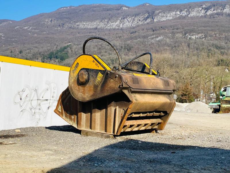 דלי עבור מכונת בנייה MB BF120.4 S4 Godet concasseur pour pelle de 30T à 45T: תמונה 7