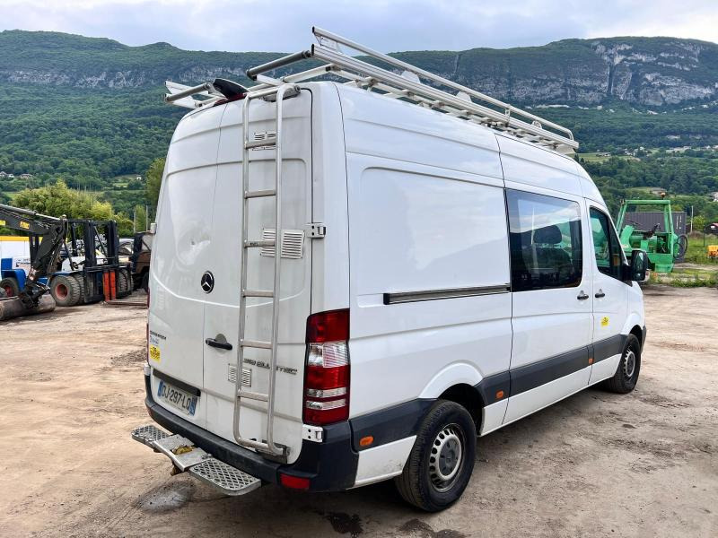 Mercedes SPRINTER 2 V6 3L 190cv - כלי רכב מסחרי עם לוח, כלי רכב מסחרי קומבי: תמונה 4 Mercedes SPRINTER 2 V6 3L 190cv - כלי רכב מסחרי עם לוח, כלי רכב מסחרי קומבי: תמונה 4