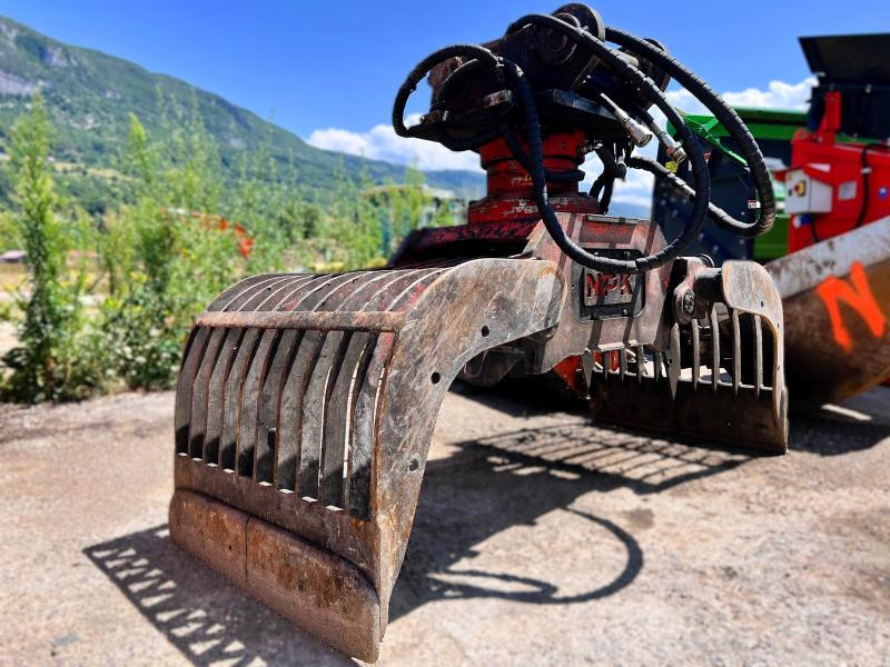 NPK DG-14 Pince de tri pour pelle de 8 à 15T - מכונת אחיזה עבור מכונת בנייה: תמונה 3 NPK DG-14 Pince de tri pour pelle de 8 à 15T - מכונת אחיזה עבור מכונת בנייה: תמונה 3