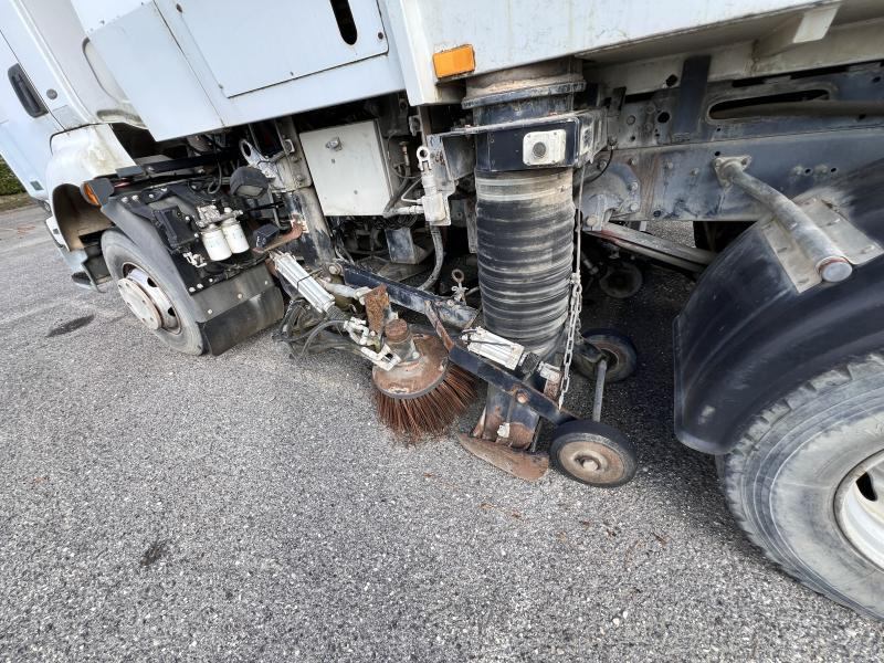 RENAULT Camion balayeur SCARAB MAJOR - מטאטא כבישים: תמונה 4 RENAULT Camion balayeur SCARAB MAJOR - מטאטא כבישים: תמונה 4