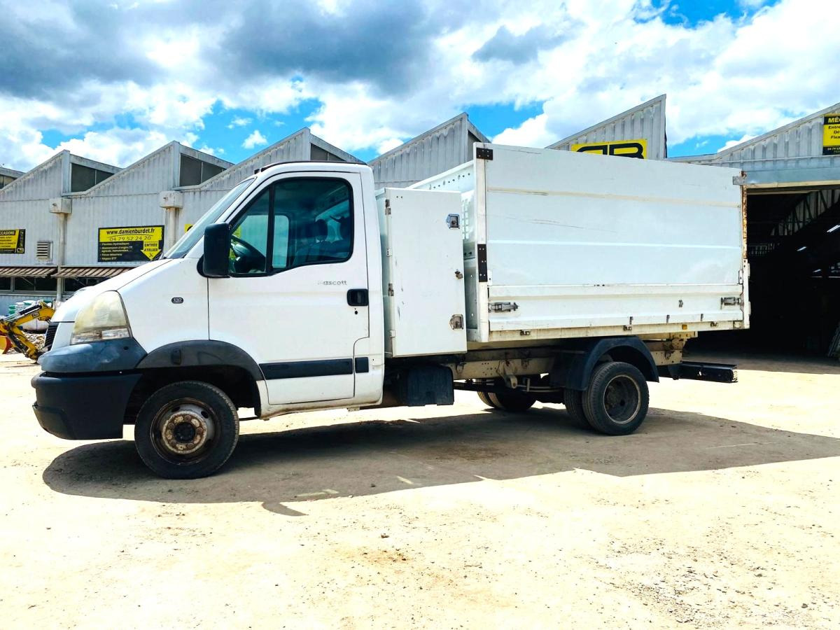 RENAULT MASCOTT 130 DXI Fourgon benne (NET DE TVA) - מזהיר: תמונה 2 RENAULT MASCOTT 130 DXI Fourgon benne (NET DE TVA) - מזהיר: תמונה 2