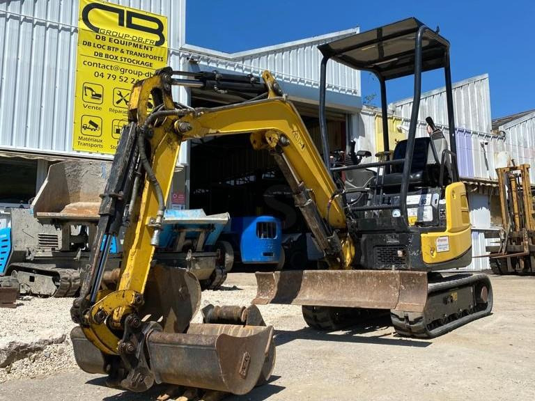 YANMAR Mini pelle VIO17 1.7T - מיני מחפר: תמונה 1 YANMAR Mini pelle VIO17 1.7T - מיני מחפר: תמונה 1