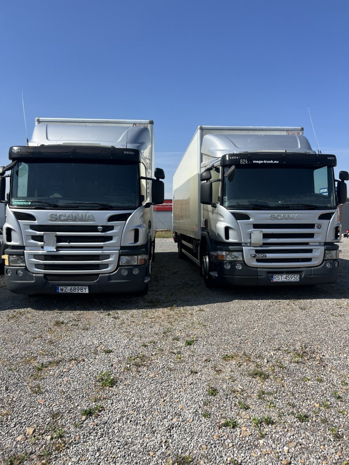 Scania P320 - משאית צד נופל/ שטוחה: תמונה 1 Scania P320 - משאית צד נופל/ שטוחה: תמונה 1