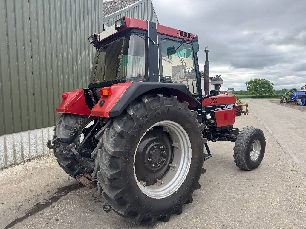 Case IH International 1056XL - טרקטור חקלאי: תמונה 4 Case IH International 1056XL - טרקטור חקלאי: תמונה 4