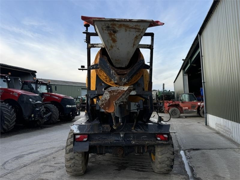 Dieci LH 683 Concrete Mixer - מסיר פסולת מפרקי: תמונה 3 Dieci LH 683 Concrete Mixer - מסיר פסולת מפרקי: תמונה 3