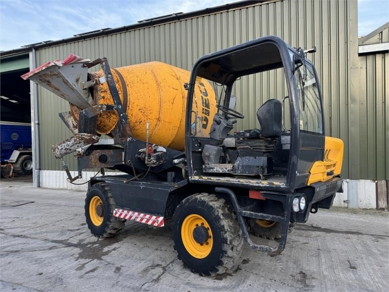 Dieci LH 683 Concrete Mixer - מסיר פסולת מפרקי: תמונה 4 Dieci LH 683 Concrete Mixer - מסיר פסולת מפרקי: תמונה 4