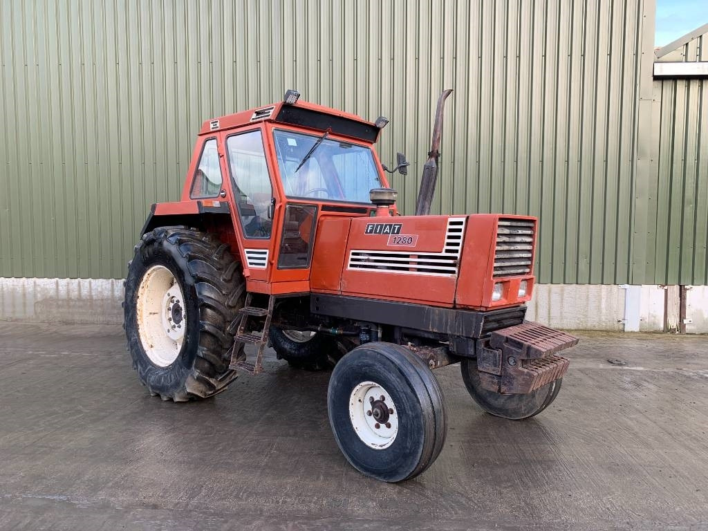Fiat 1280 Turbo 2WD Tractor - טרקטור חקלאי: תמונה 2 Fiat 1280 Turbo 2WD Tractor - טרקטור חקלאי: תמונה 2