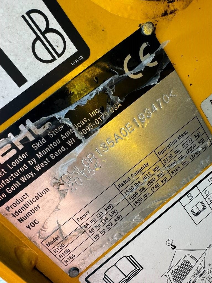 Gehl R 135 Skid Steer - מעמיס היגוי החלקה: תמונה 5 Gehl R 135 Skid Steer - מעמיס היגוי החלקה: תמונה 5