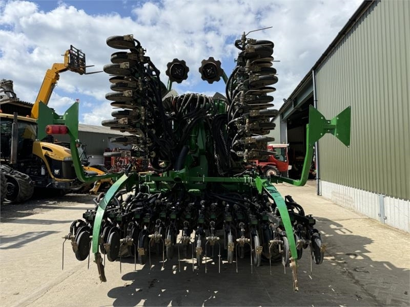Great Plains Great Plains Centurion 600 Seed Drill - מקדחת זריעה משולבת: תמונה 4 Great Plains Great Plains Centurion 600 Seed Drill - מקדחת זריעה משולבת: תמונה 4