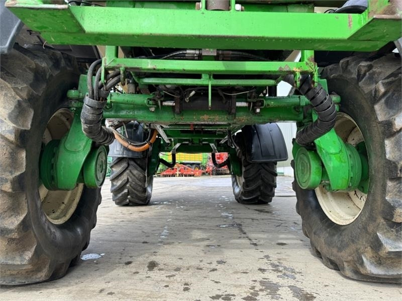 מרסס מותקן על טרקטור Househam Air Ride 3000L Self Propelled Sprayer: תמונה 6
