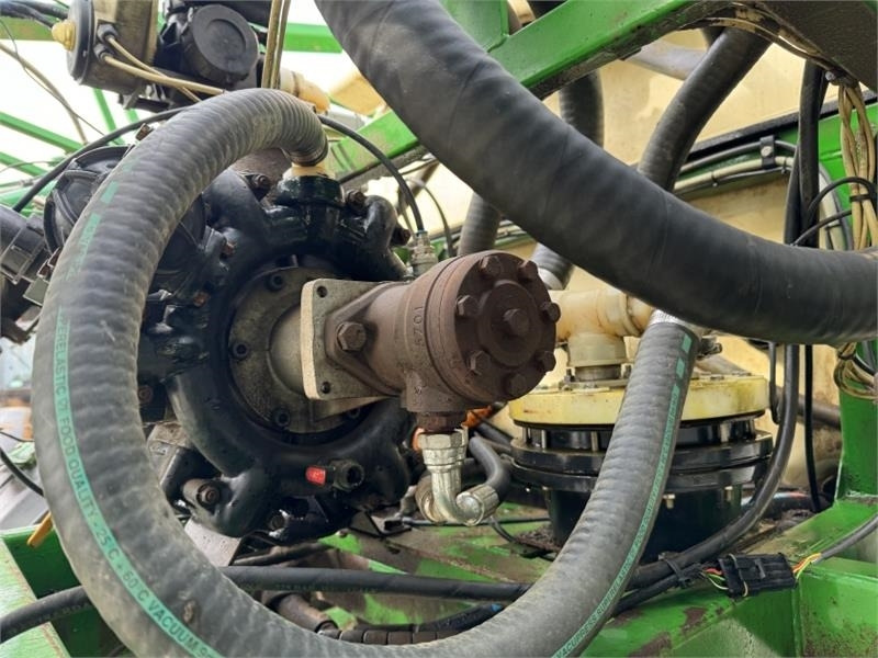 מרסס מותקן על טרקטור Househam Air Ride 3000L Self Propelled Sprayer: תמונה 7