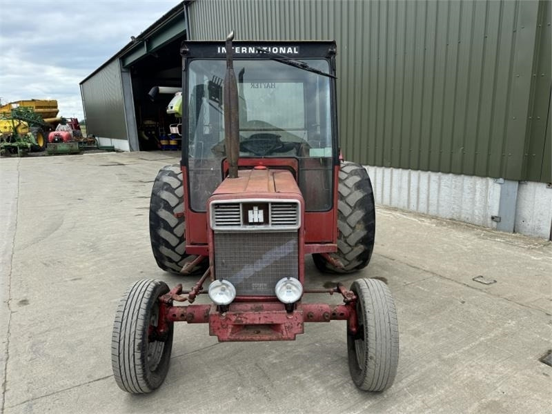 International 533 Tractor - טרקטור חקלאי: תמונה 5 International 533 Tractor - טרקטור חקלאי: תמונה 5