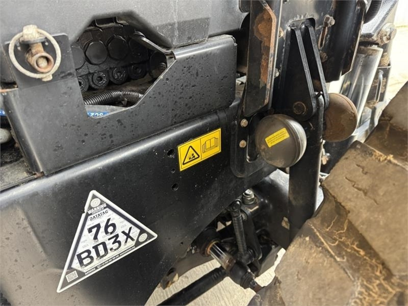 טרקטור חקלאי JCB JCB Fastrac 4220 **8000 Hour Warranty**: תמונה 10