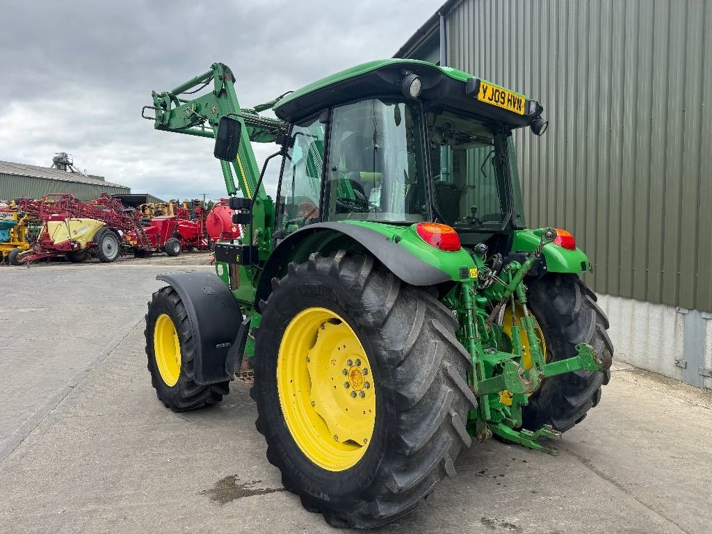 John Deere 5100 R - טרקטור חקלאי: תמונה 2 John Deere 5100 R - טרקטור חקלאי: תמונה 2