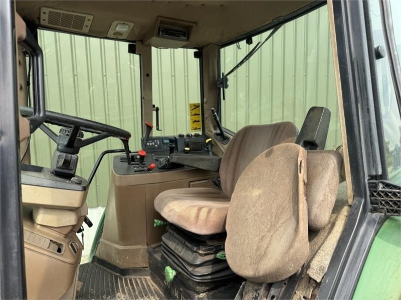 טרקטור חקלאי John Deere 6800: תמונה 12 טרקטור חקלאי John Deere 6800: תמונה 12