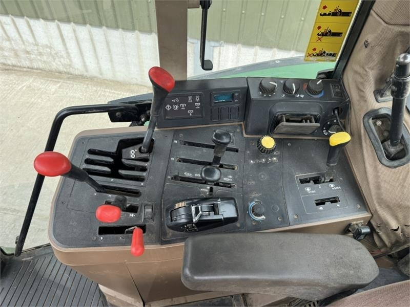 טרקטור חקלאי John Deere 6800: תמונה 14 טרקטור חקלאי John Deere 6800: תמונה 14