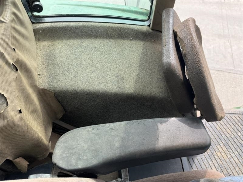 טרקטור חקלאי John Deere 6800: תמונה 15 טרקטור חקלאי John Deere 6800: תמונה 15