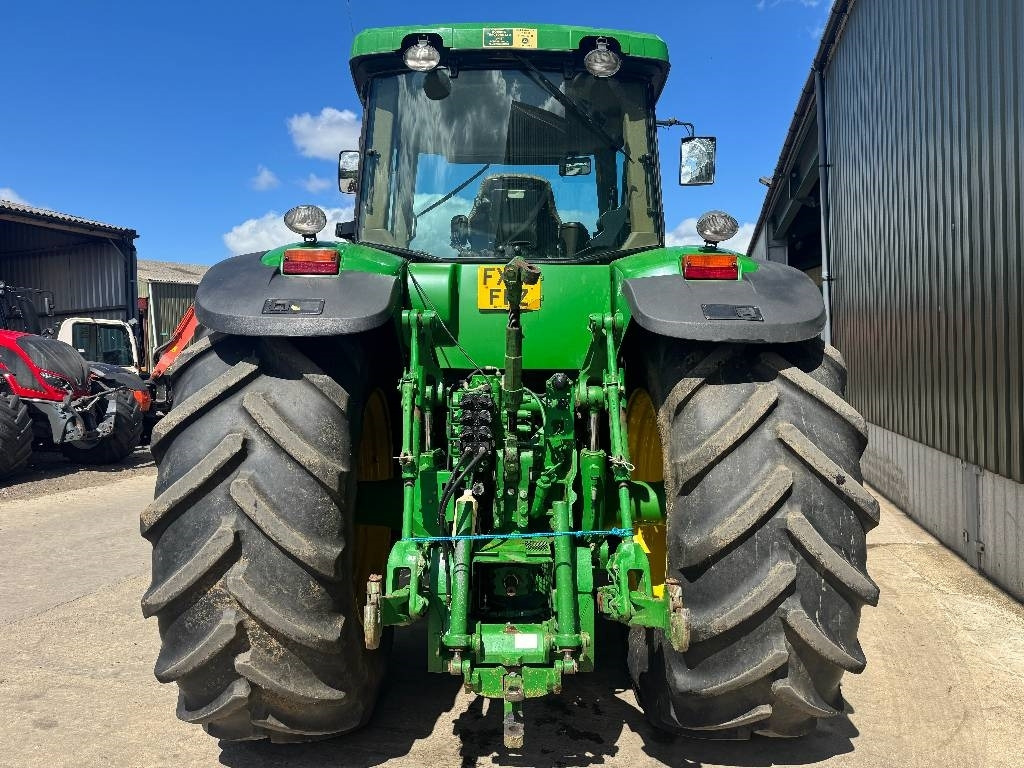 John Deere 8420 - טרקטור חקלאי: תמונה 3 John Deere 8420 - טרקטור חקלאי: תמונה 3