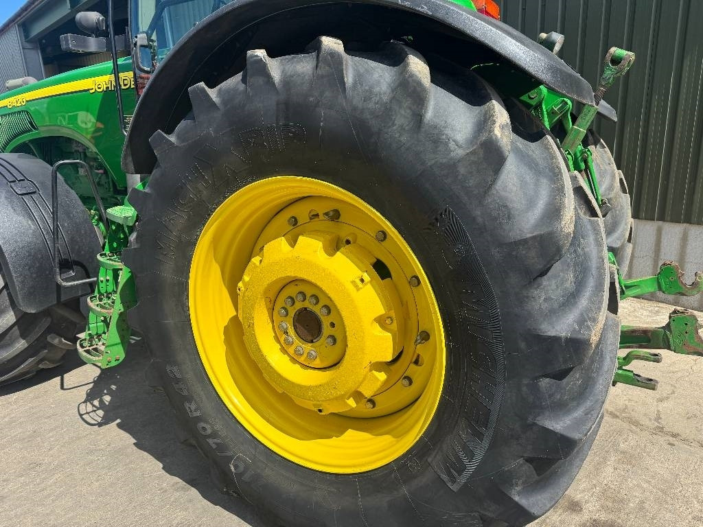 John Deere 8420 - טרקטור חקלאי: תמונה 5 John Deere 8420 - טרקטור חקלאי: תמונה 5
