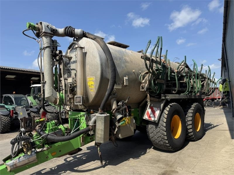 Joskin Quadra 18000 TS Slurry Tanker - מכל תערובת: תמונה 4 Joskin Quadra 18000 TS Slurry Tanker - מכל תערובת: תמונה 4