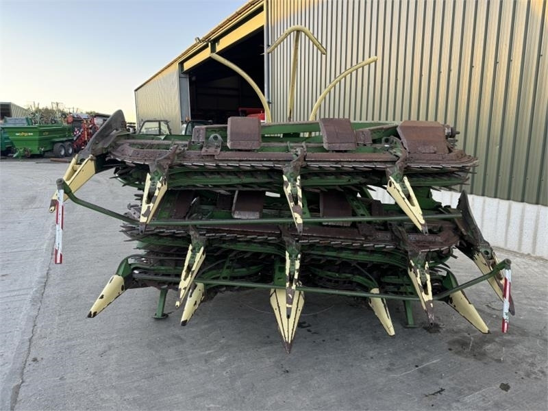 Krone Easy Collect 903 Maize Header - צרופת מקצרה: תמונה 2 Krone Easy Collect 903 Maize Header - צרופת מקצרה: תמונה 2