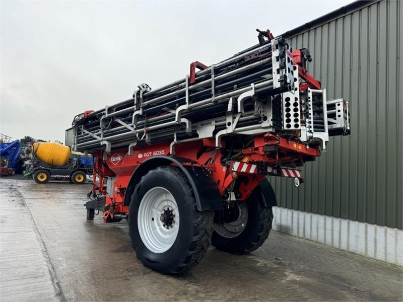 Kuhn AGT 6036 Boom Fert Spreader - מפזרת דשן: תמונה 2 Kuhn AGT 6036 Boom Fert Spreader - מפזרת דשן: תמונה 2