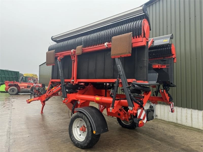 Kuhn Merge Maxx 950 Merger - גורף/ מגרפה: תמונה 2 Kuhn Merge Maxx 950 Merger - גורף/ מגרפה: תמונה 2