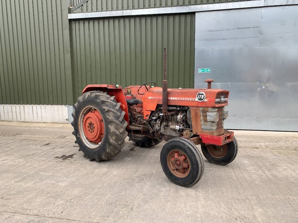 Massey Ferguson 178 - טרקטור חקלאי: תמונה 2 Massey Ferguson 178 - טרקטור חקלאי: תמונה 2