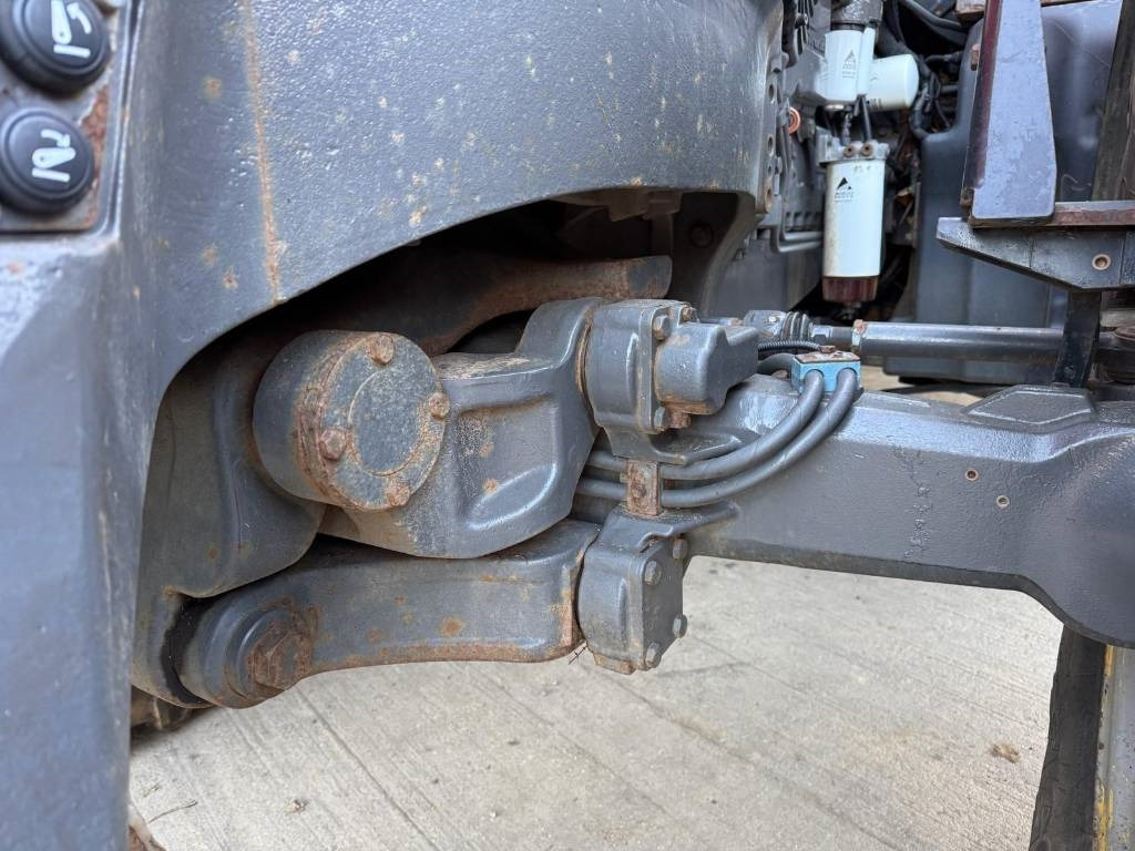 טרקטור חקלאי Massey Ferguson 7618 Dyna VT c/w Bomford Falcon Evo 6.5: תמונה 9