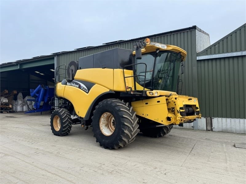 New Holland CR960 c/w 24ft Header **Video Below** - צרופת מקצרה: תמונה 1 New Holland CR960 c/w 24ft Header **Video Below** - צרופת מקצרה: תמונה 1