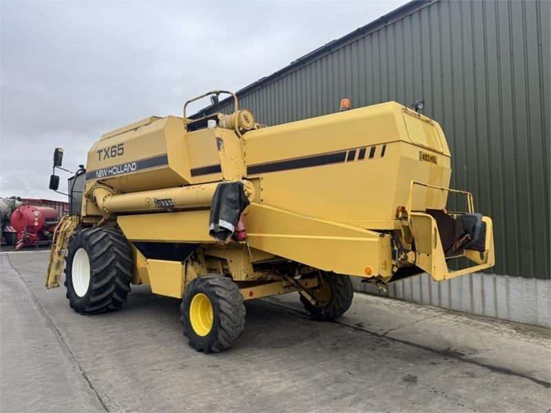New Holland TX65 c/w 17ft Header - צרופת מקצרה: תמונה 2 New Holland TX65 c/w 17ft Header - צרופת מקצרה: תמונה 2
