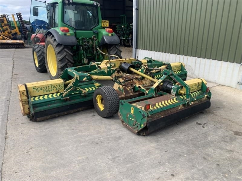 Spearhead Trident 4000 4M Folding Flail Mower - מכסחה: תמונה 1 Spearhead Trident 4000 4M Folding Flail Mower - מכסחה: תמונה 1
