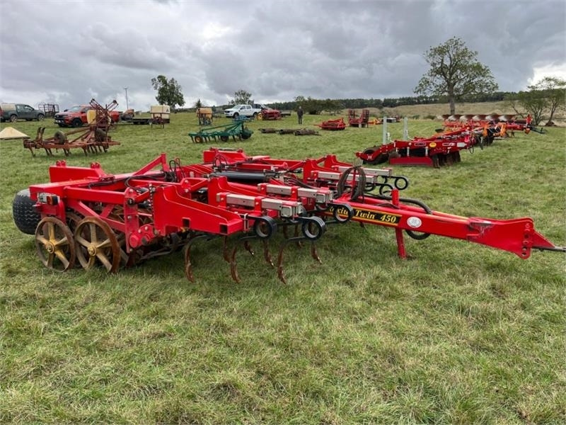 Vaderstad 4.5m Rexius Twin 450 - קלטרת סיבובית: תמונה 1 Vaderstad 4.5m Rexius Twin 450 - קלטרת סיבובית: תמונה 1