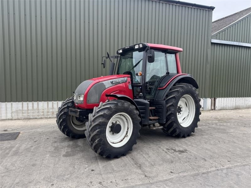 Valtra Valtra N121 Tractor - טרקטור חקלאי: תמונה 1 Valtra Valtra N121 Tractor - טרקטור חקלאי: תמונה 1