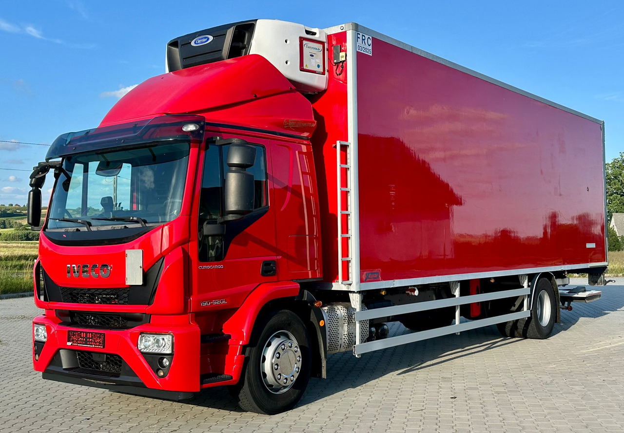 IVECO EUROCARGO 180-320 / CHŁODNIA / WINDA / 21 PALET / 8.5 M DŁUGOŚCI / CARRIER / SYPIALKA / EURO 6 - משאית קירור: תמונה 1 IVECO EUROCARGO 180-320 / CHŁODNIA / WINDA / 21 PALET / 8.5 M DŁUGOŚCI / CARRIER / SYPIALKA / EURO 6 - משאית קירור: תמונה 1