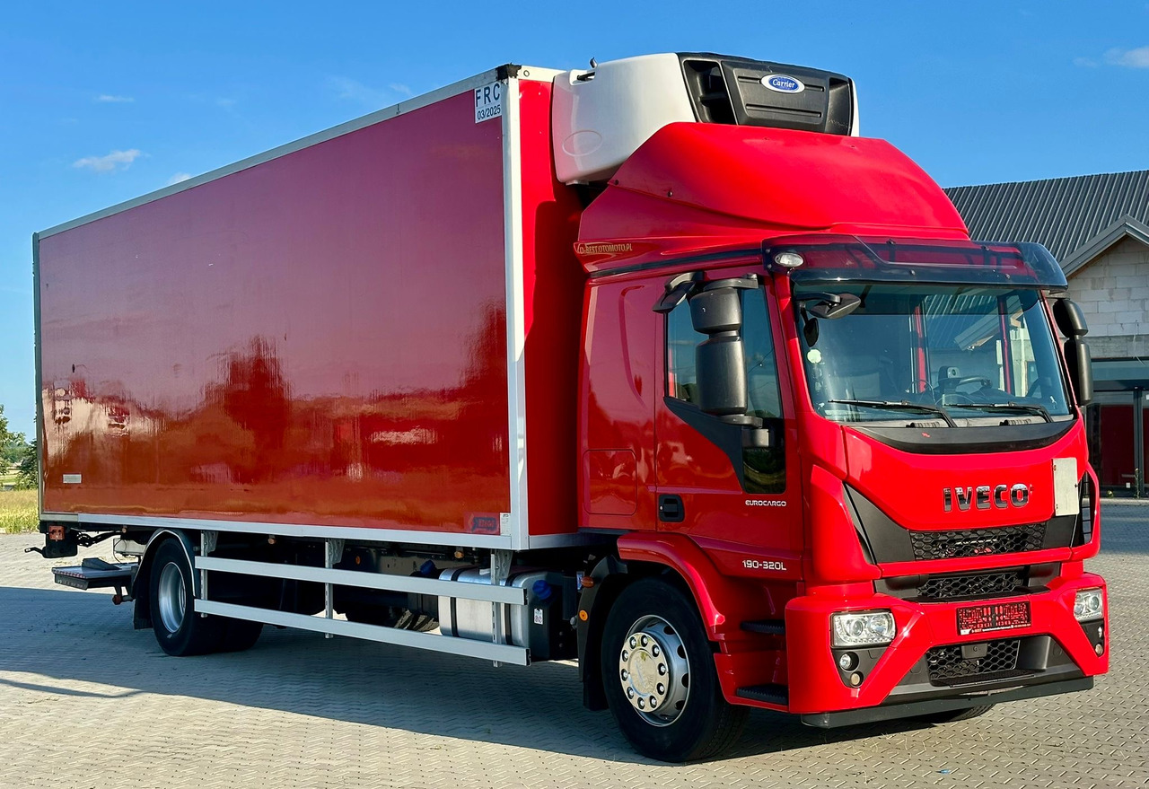 IVECO EUROCARGO 180-320 / CHŁODNIA / WINDA / 21 PALET / 8.5 M DŁUGOŚCI / CARRIER / SYPIALKA / EURO 6 - משאית קירור: תמונה 2 IVECO EUROCARGO 180-320 / CHŁODNIA / WINDA / 21 PALET / 8.5 M DŁUGOŚCI / CARRIER / SYPIALKA / EURO 6 - משאית קירור: תמונה 2