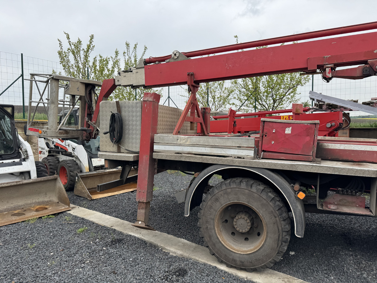 MAN 8-163 / 4X4 / PODNOŚNIK KOSZOWY / NISKI PRZEBIEG - משאית מנוף: תמונה 4 MAN 8-163 / 4X4 / PODNOŚNIK KOSZOWY / NISKI PRZEBIEG - משאית מנוף: תמונה 4