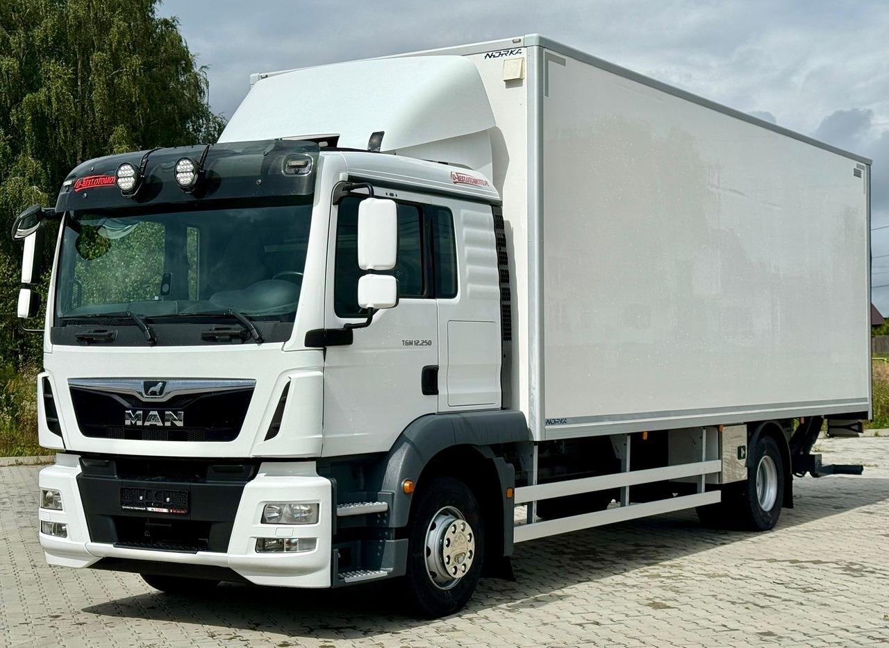 MAN TGM 12.250 / TGL / IZOTERMA / WINDA / 18 EUROPALET / SYPIALKA / 2018 - משאית איזותרמית: תמונה 2 MAN TGM 12.250 / TGL / IZOTERMA / WINDA / 18 EUROPALET / SYPIALKA / 2018 - משאית איזותרמית: תמונה 2