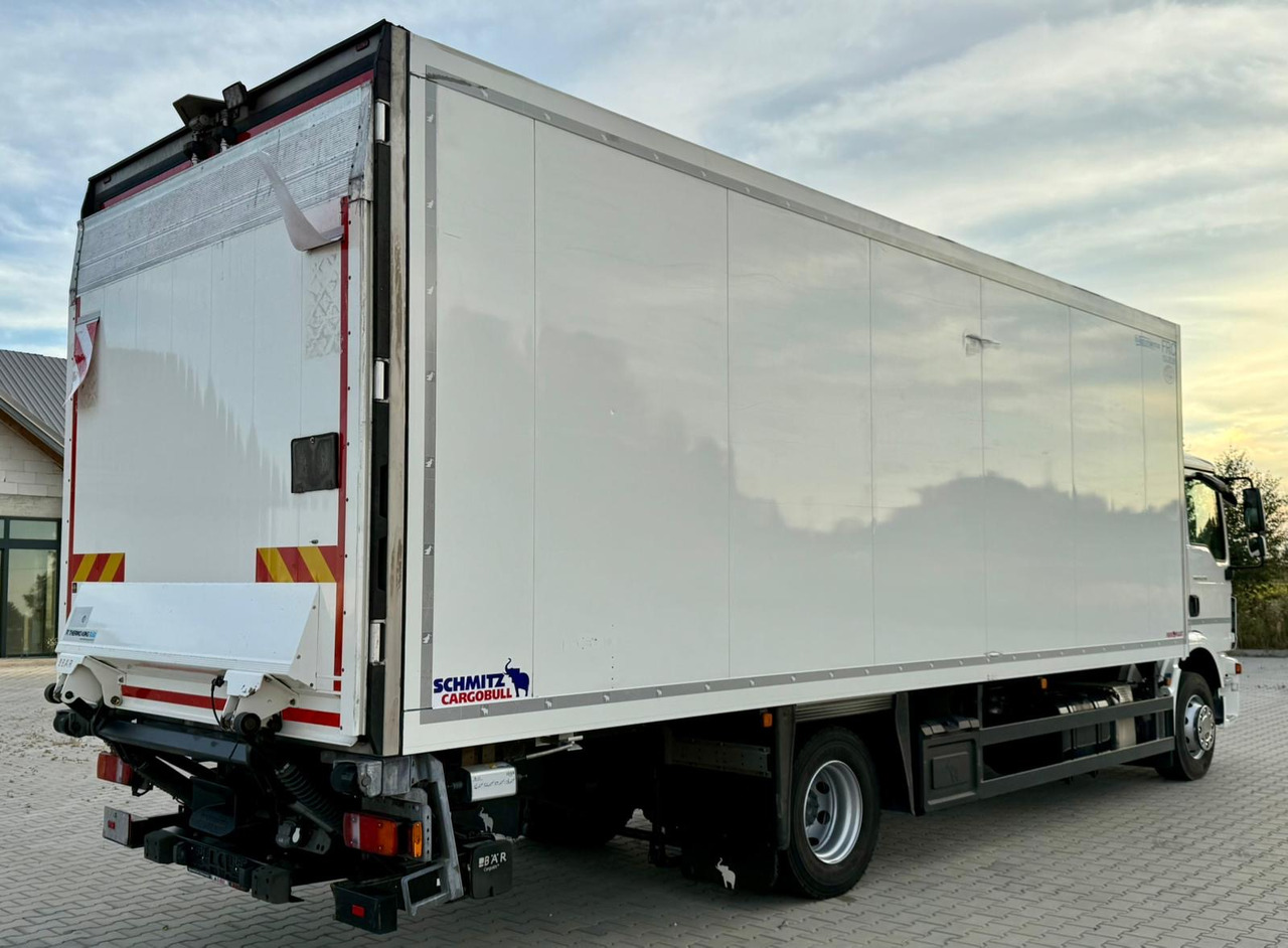 MAN TGM 15.290 / CHŁODNIA / WINDA / SCHMITZ / 18 PALET / AUTOMAT / NISKI PRZEBIEG / 2020 ROK / EURO 6 - משאית קירור: תמונה 5 MAN TGM 15.290 / CHŁODNIA / WINDA / SCHMITZ / 18 PALET / AUTOMAT / NISKI PRZEBIEG / 2020 ROK / EURO 6 - משאית קירור: תמונה 5