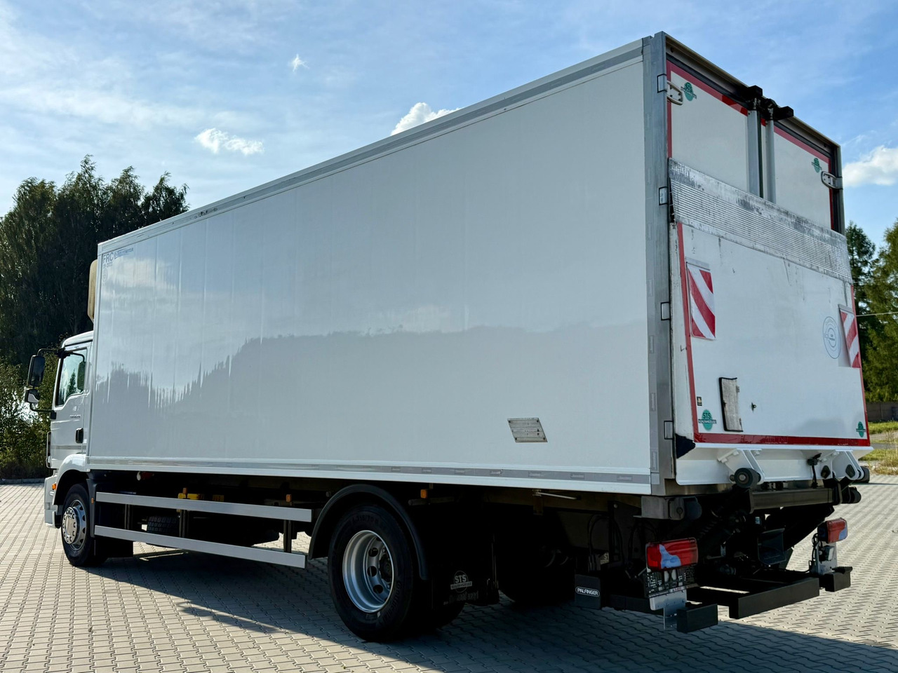 MAN TGM 18.290 / CHŁODNIA / WINDA / 18 PALET / AUTOMAT / NISKI PRZEBIEG / 2017 - משאית קירור: תמונה 5 MAN TGM 18.290 / CHŁODNIA / WINDA / 18 PALET / AUTOMAT / NISKI PRZEBIEG / 2017 - משאית קירור: תמונה 5