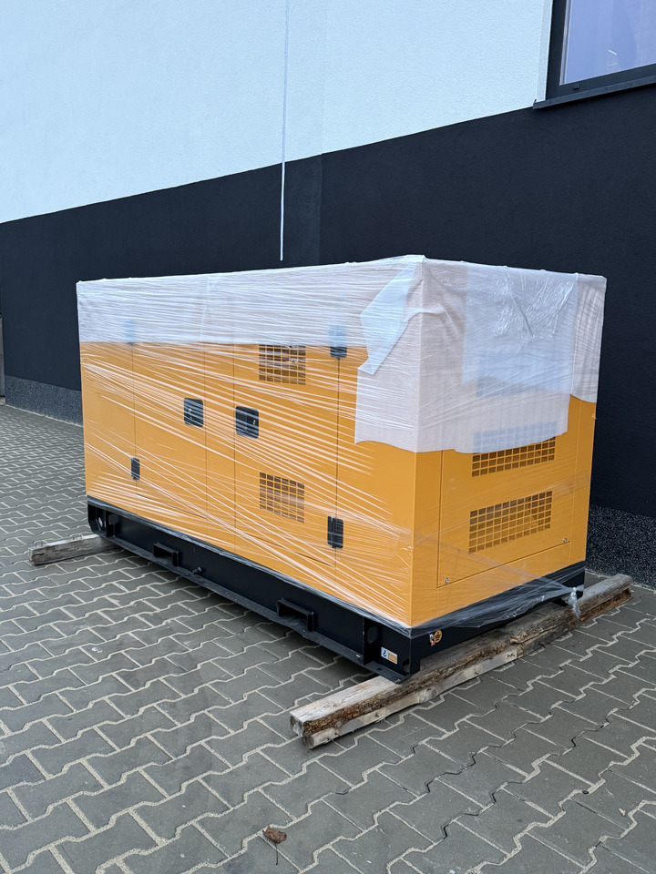 IVECO 80 kVA / 65 kW - ערכת גנרטורים: תמונה 2 IVECO 80 kVA / 65 kW - ערכת גנרטורים: תמונה 2