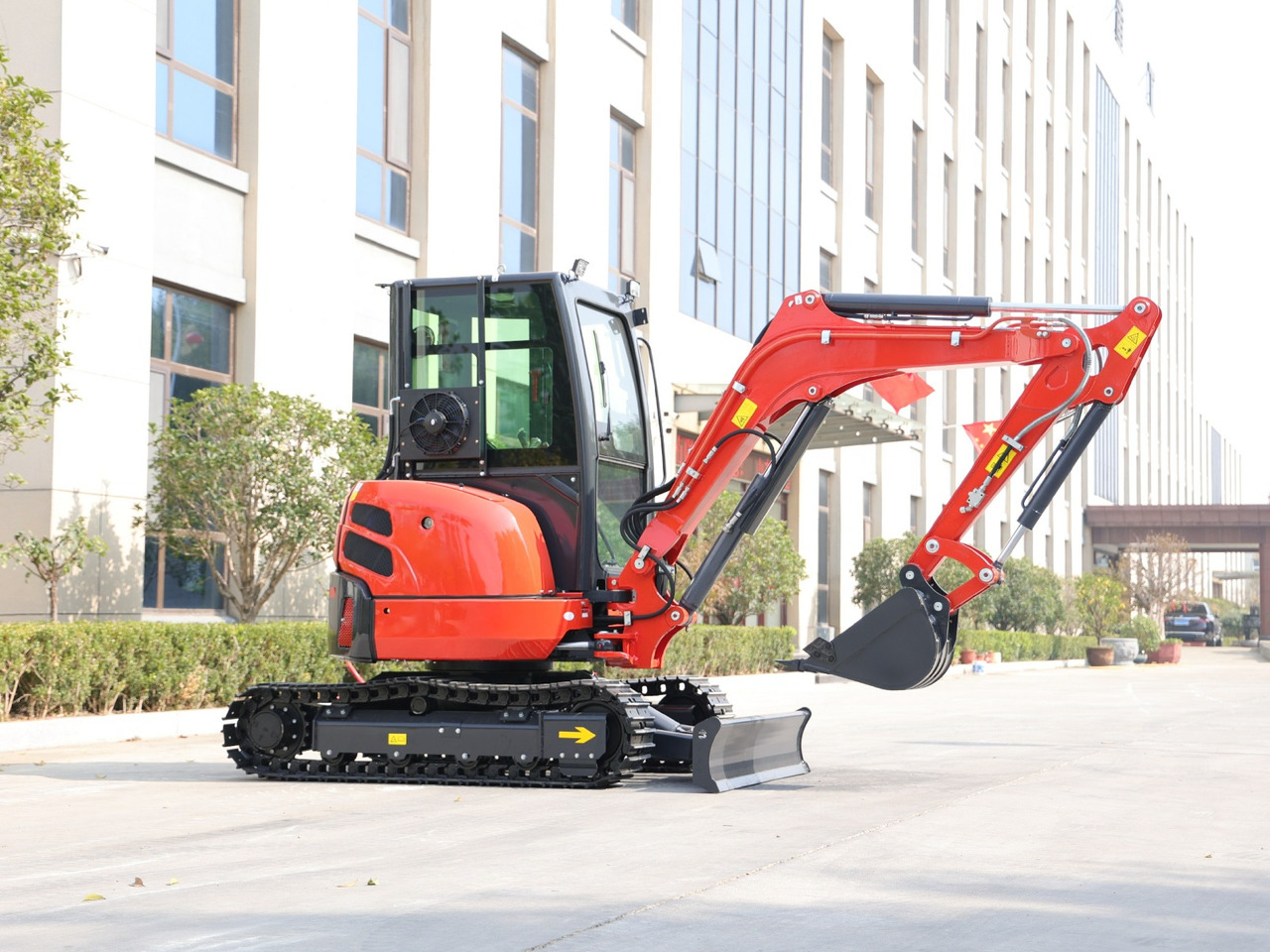 KUBOTA Diesel Mini excavator 3.5 Ton - Müller Machinery MB 35 Plus - VKSH - מיני מחפר: תמונה 3 KUBOTA Diesel Mini excavator 3.5 Ton - Müller Machinery MB 35 Plus - VKSH - מיני מחפר: תמונה 3
