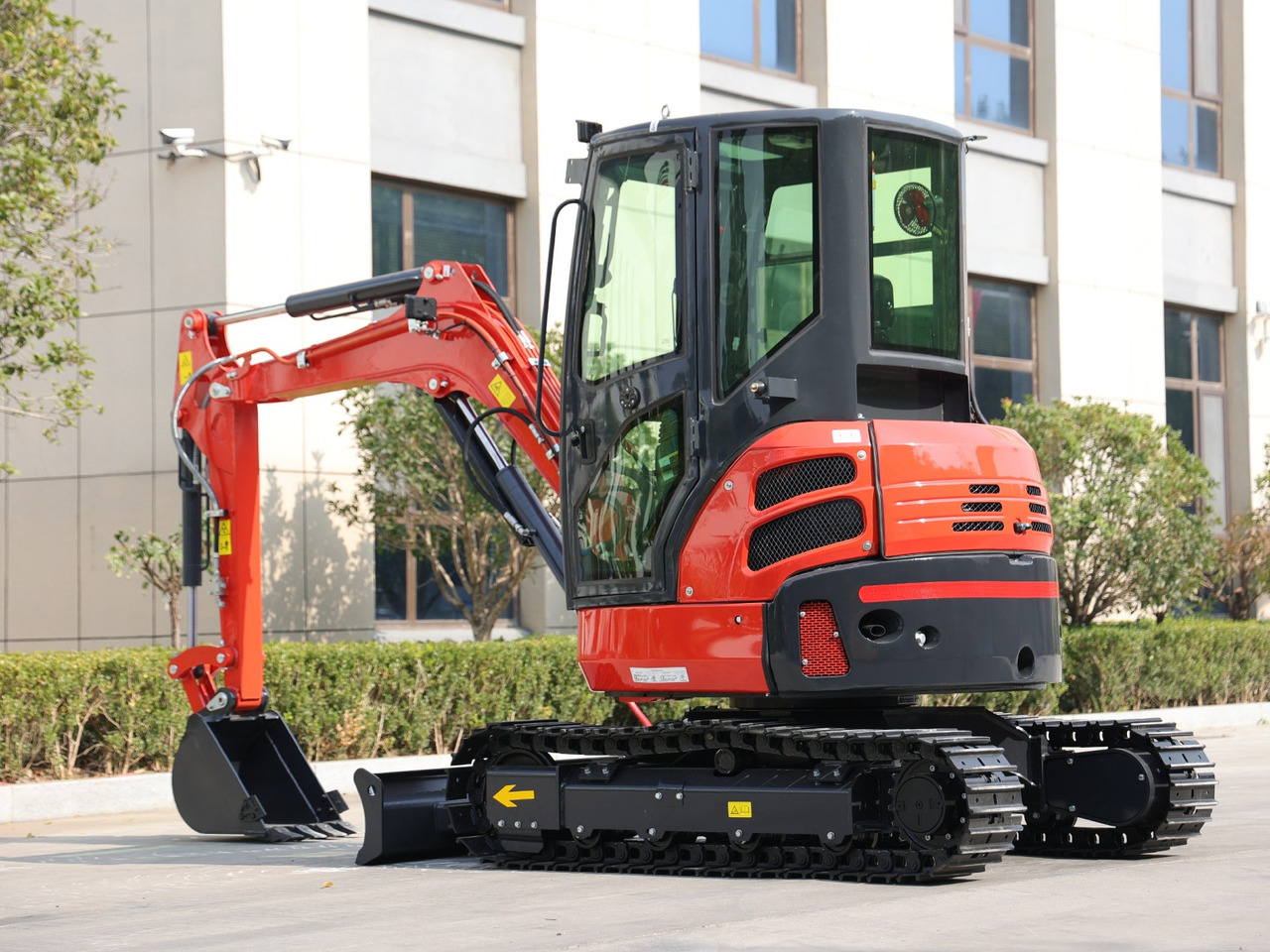 KUBOTA Diesel Mini excavator 3.5 Ton - Müller Machinery MB 35 Plus - VKSH - מיני מחפר: תמונה 4 KUBOTA Diesel Mini excavator 3.5 Ton - Müller Machinery MB 35 Plus - VKSH - מיני מחפר: תמונה 4