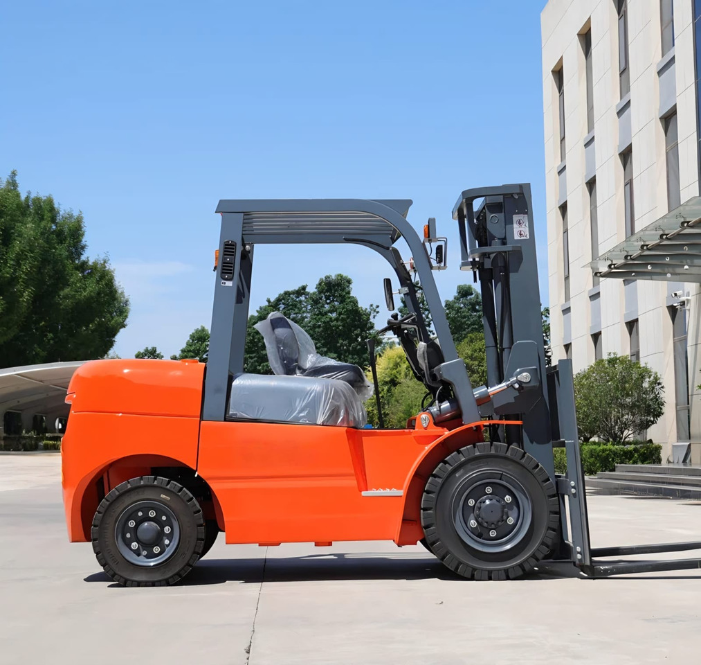 Müller Machinery MFD 50 - מלגזת סולר: תמונה 4 Müller Machinery MFD 50 - מלגזת סולר: תמונה 4