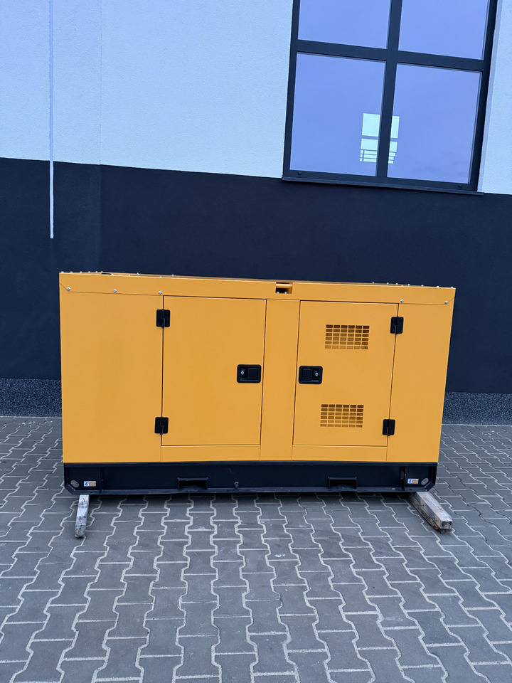 PERKINS 100 kVA / 80 kW - ערכת גנרטורים: תמונה 1 PERKINS 100 kVA / 80 kW - ערכת גנרטורים: תמונה 1