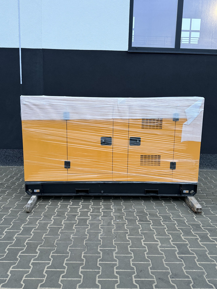 PERKINS 20 kVA / 16 kW - ערכת גנרטורים: תמונה 1 PERKINS 20 kVA / 16 kW - ערכת גנרטורים: תמונה 1
