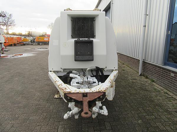 2014 SCHWING SP1800 D 129KW trailer pump - משאבת בטון נייחת: תמונה 3 2014 SCHWING SP1800 D 129KW trailer pump - משאבת בטון נייחת: תמונה 3